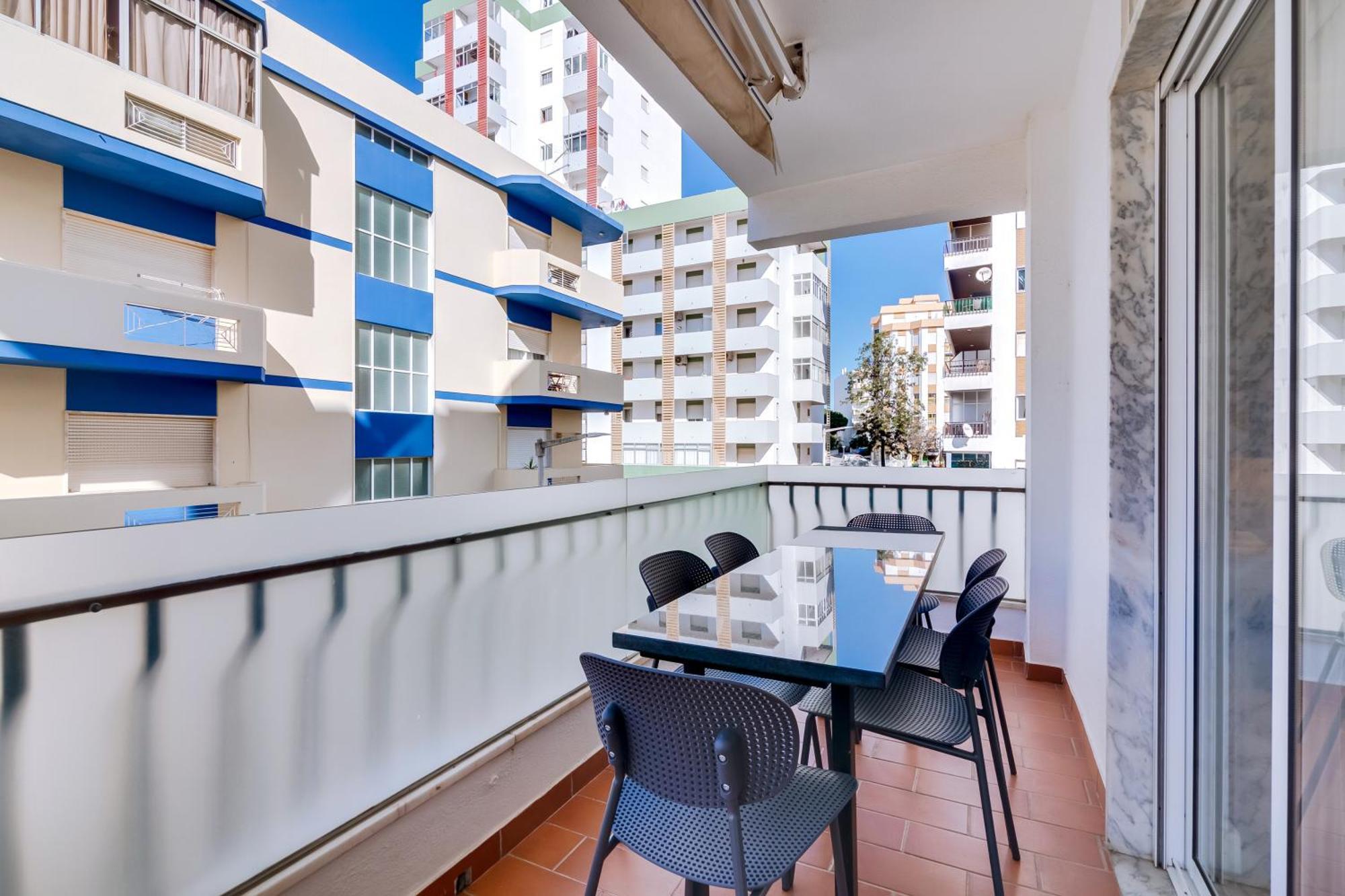 Al - Apartamento Egas Moniz Куартейра Екстериор снимка